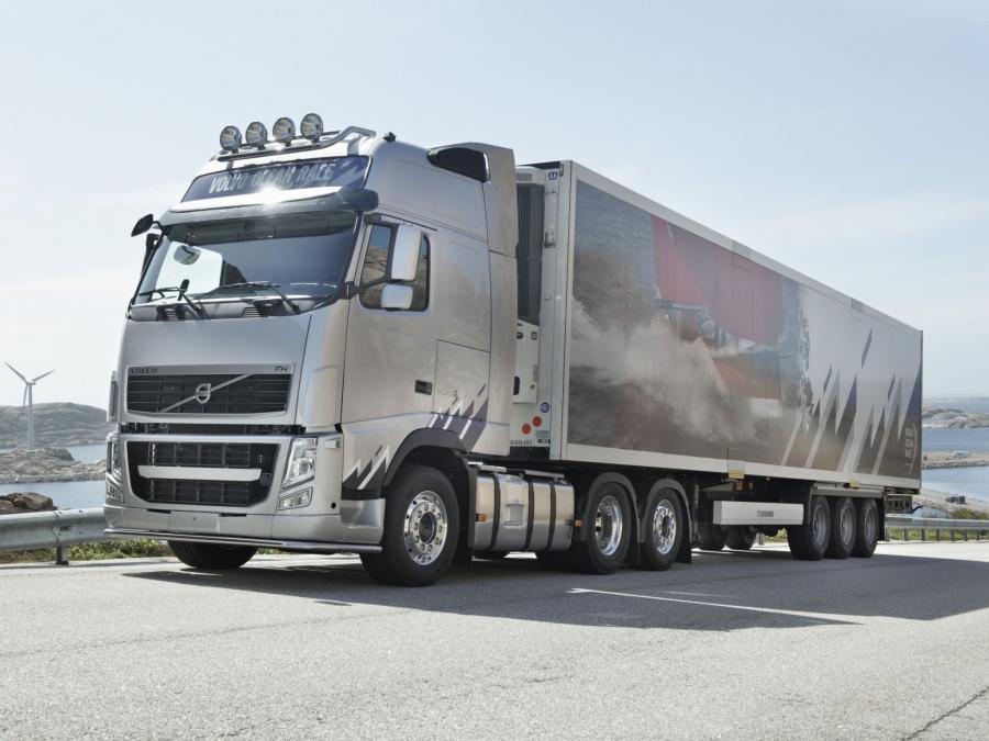  Volvo FH 500 6x2 Ocean Race 2011 года  (фото 3 из 4)